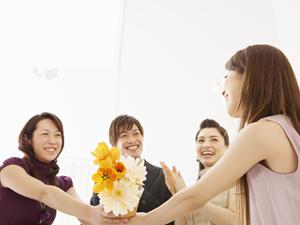 クルーズで贅沢な世界一周旅行に出かける